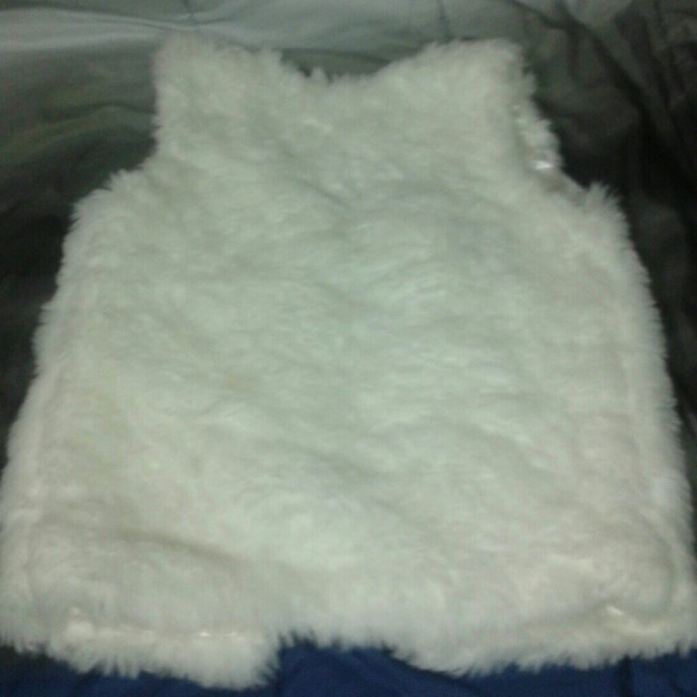 👧Girl's vest super 😎 look ! - Picture 2 of 3
